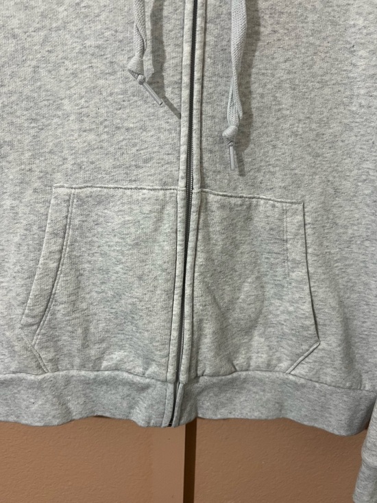 PINK Victoria's Secret Light Gray Zip-Up Sweatshirt with Pink Logo & Joggers Set - Picture 8 of 14